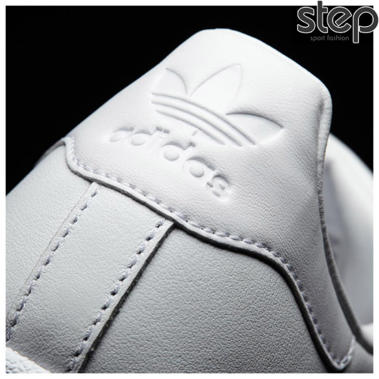 Adidas Superstar metal toe w
